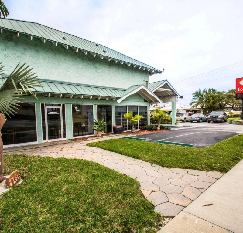 photo 1 of Econo Lodge Cocoa Beach - near the Port