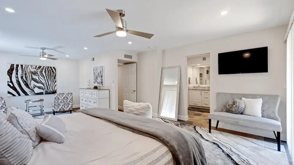photo 1 of Luxe Central Scottsdale 4 Bdrm w/ Backyard Oasis!