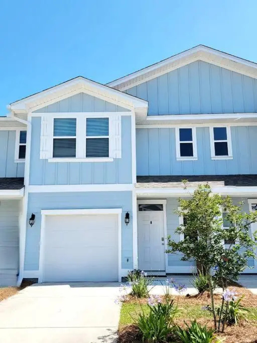 photo 1 of Luxurious 3br 2.5ba Townhome w/ community pool- sleeps 6
