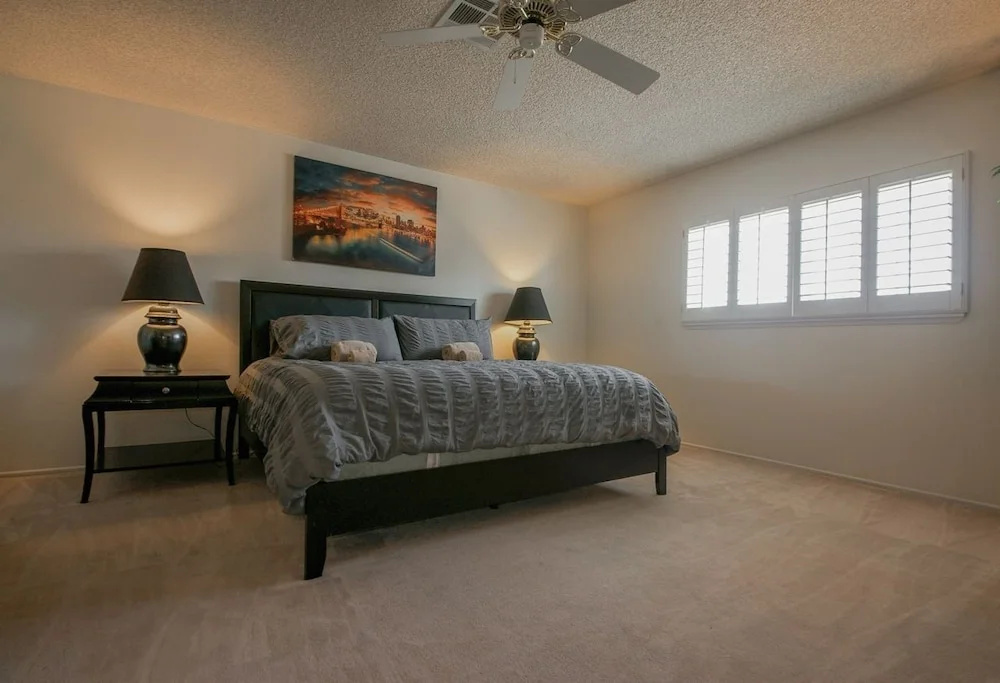photo 1 of Luxurious 5BR near Las Vegas Strip