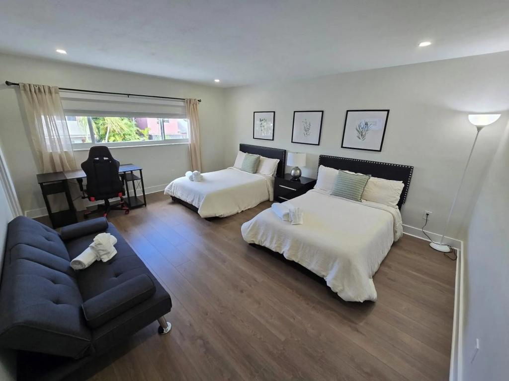 photo 1 of Luxurious & Spacious Townhouse in Prime Location