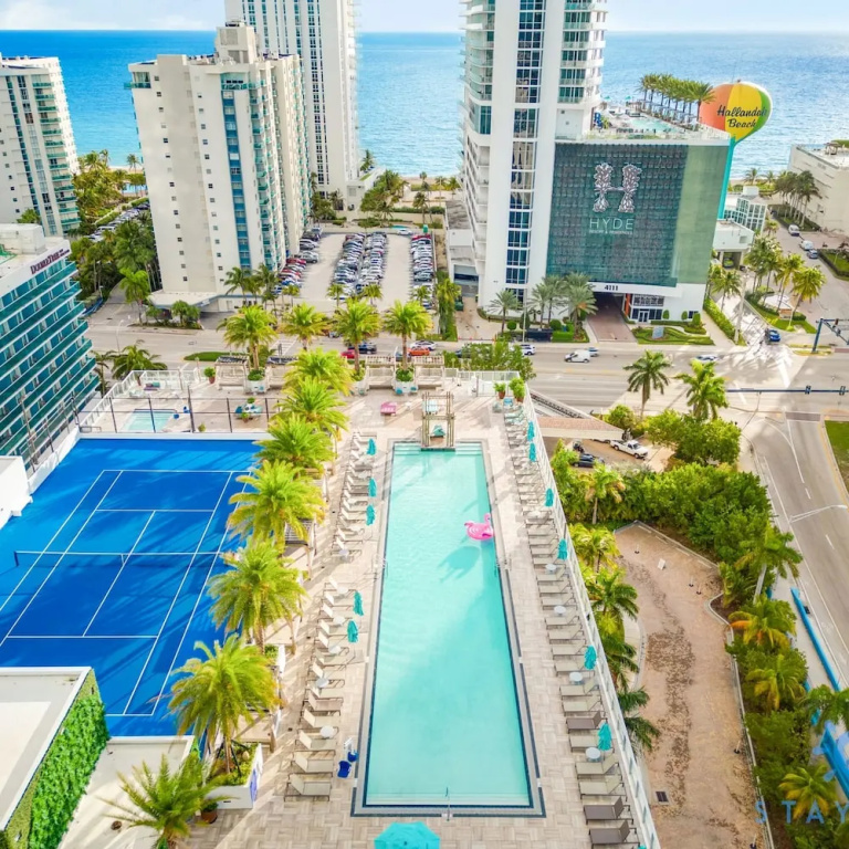 photo 1 of Luxury 3 Br Front Intercostal View Amazing Pools