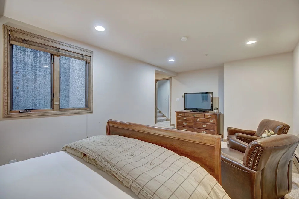 photo 1 of Luxury 4 Bed Pines Townhome Amongst The Peace And Quiet 4 Bedroom Townhouse by RedAwning