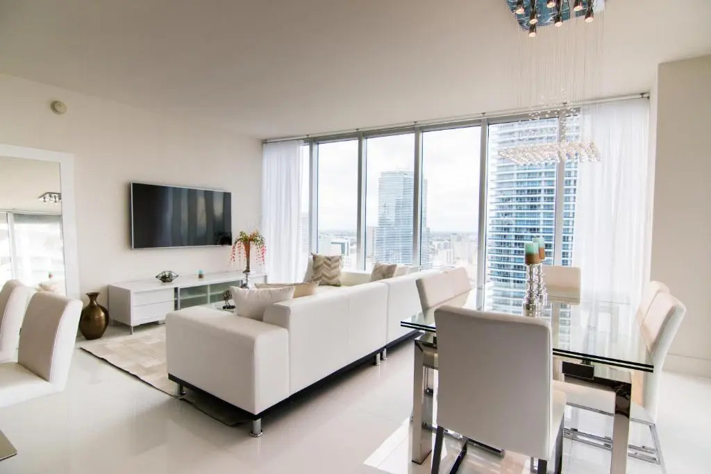 photo 1 of Luxury 5-star Condo @37th floor in Icon Brickell 2b/2b