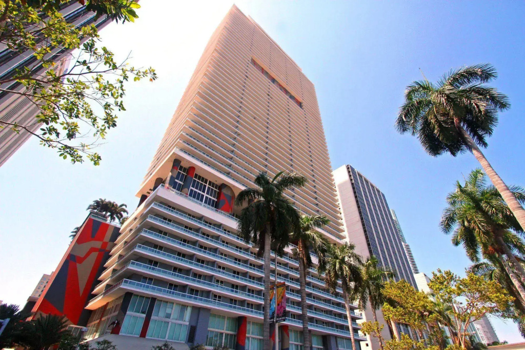 photo 1 of Luxury Apartments at 50 Biscayne
