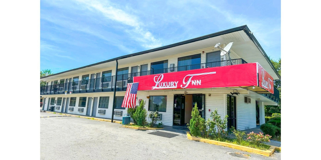 photo 1 of Luxury Inn By OYO Albany