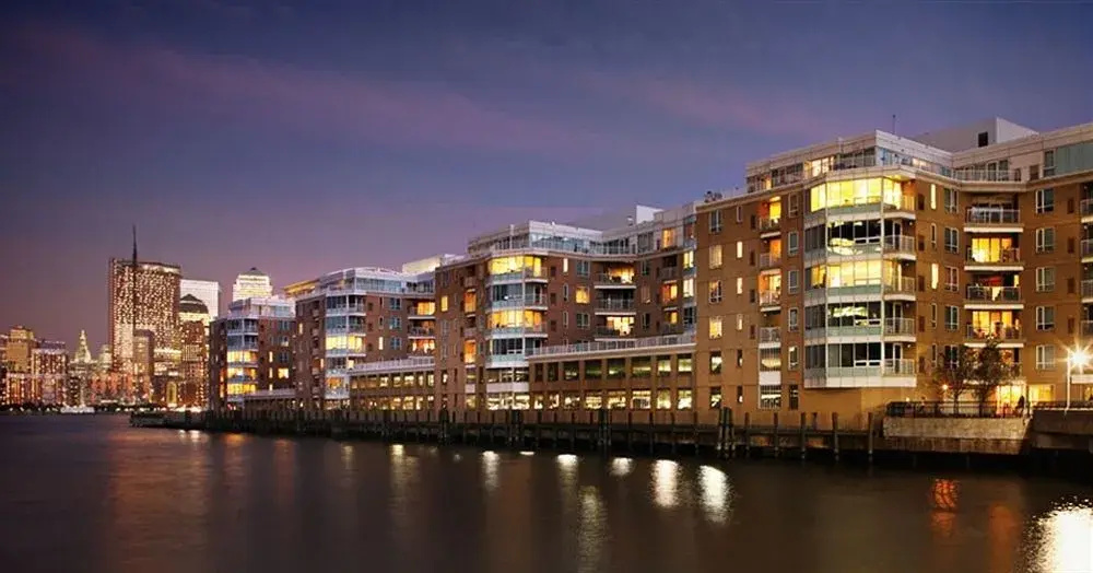 photo 1 of Luxy Suites Harborside