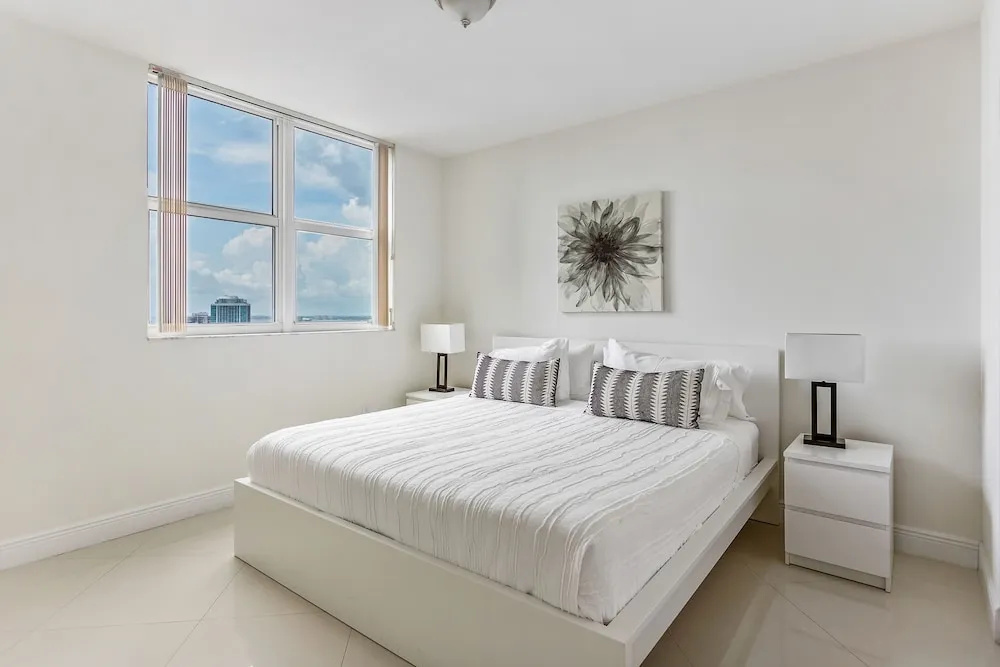 photo 1 of Lyx Suites at One Broadway in Brickell