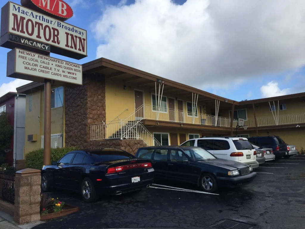 photo 1 of M B Motor Inn