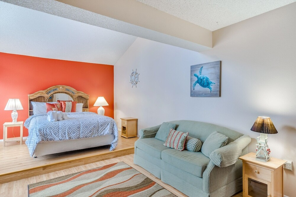 photo 1 of Madeira Beach Yacht Club 250F Two-bedroom Apartment