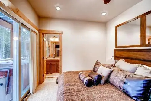 photo 1 of Maggie Point 75 Apartment