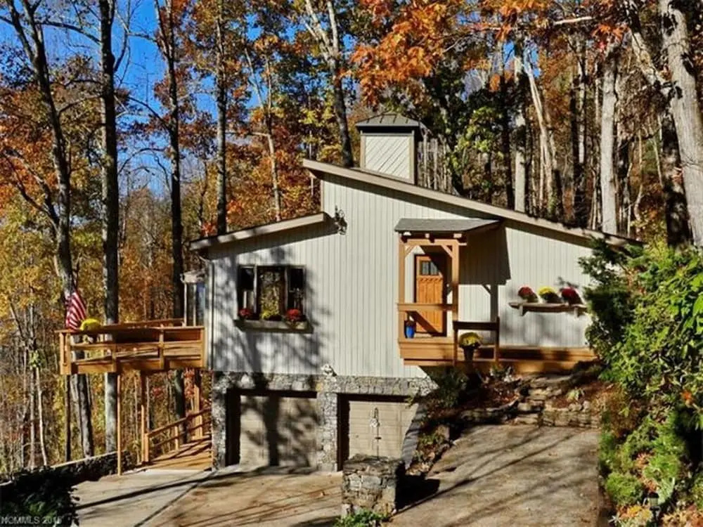 photo 1 of Magnolia Mountain - 3 Br Home