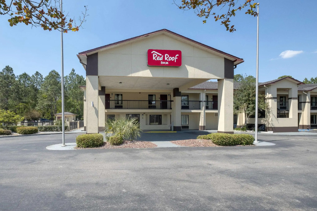photo 1 of Red Roof Inn Gulf Shores