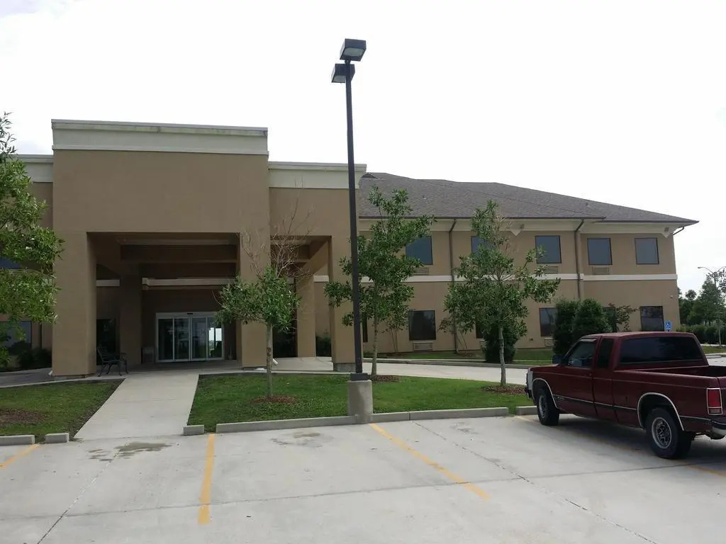 photo 1 of Ambassador Inn & Suites