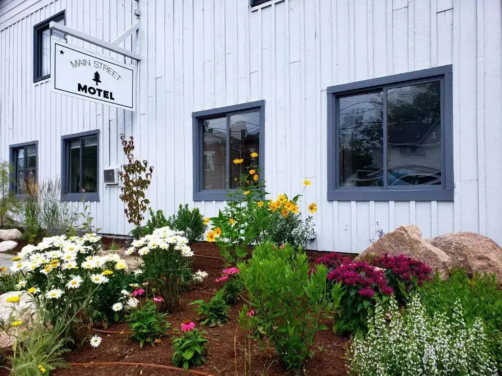 photo 1 of Main Street Motel