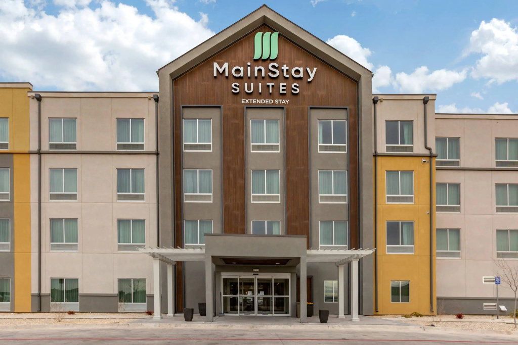 photo 1 of MainStay Suites Carlsbad South