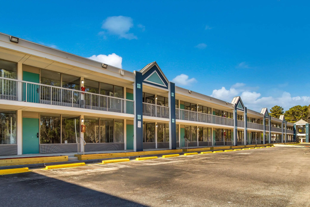 photo 1 of MainStay Suites Florence - Darlington