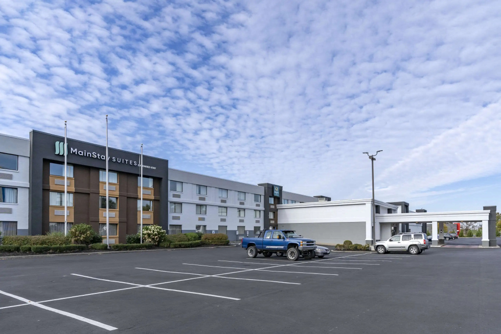 photo 1 of MainStay Suites Lexington I-75