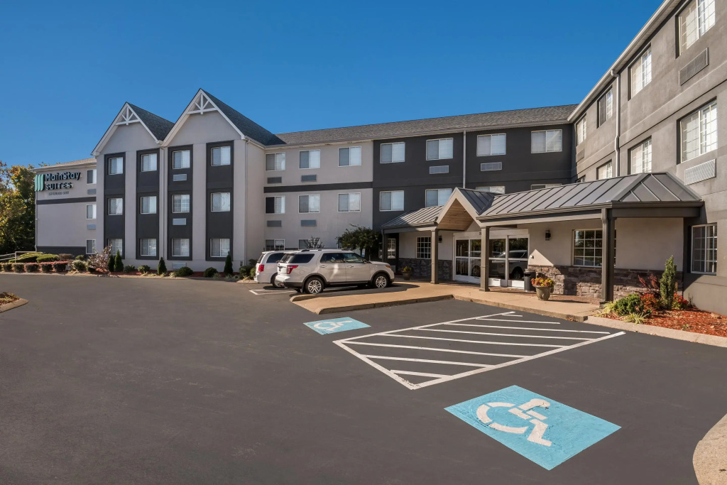 photo 1 of MainStay Suites Chattanooga Hamilton Place