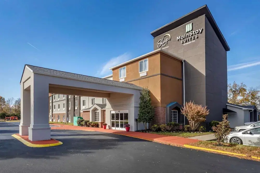 photo 1 of Sleep Inn And Suites Lebanon