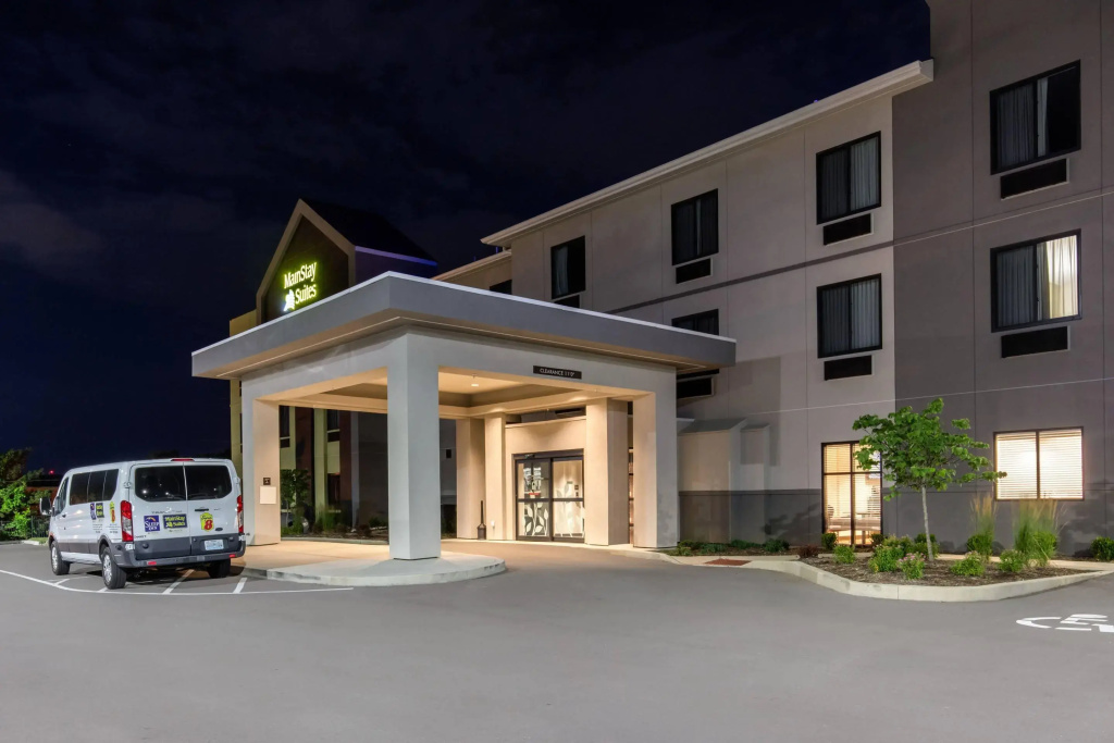 photo 1 of MainStay Suites St Louis Airport