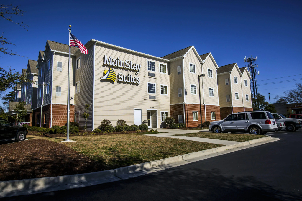 photo 1 of MainStay Suites Wilmington - University Area