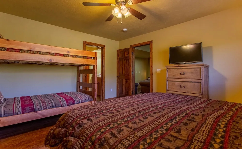 photo 1 of Makin Memories Lodge-sleeps 14 4 Bedrooms 4 Bathrooms Home