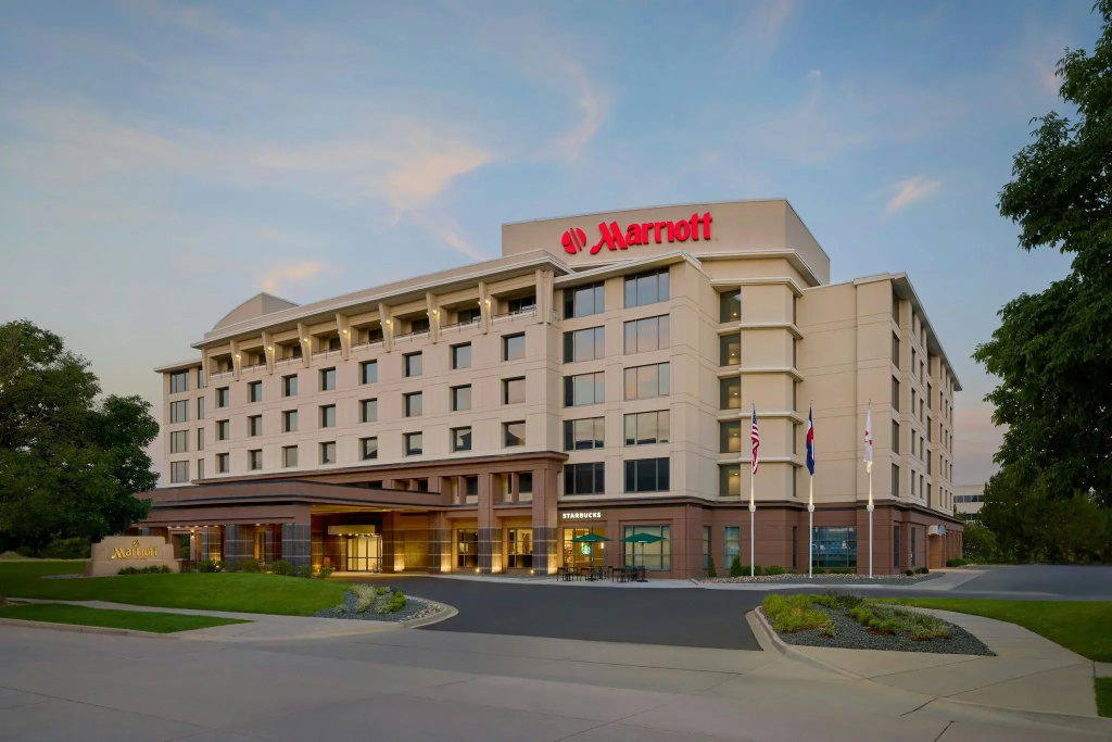 photo 1 of Marriott Denver Airport at Gateway Park
