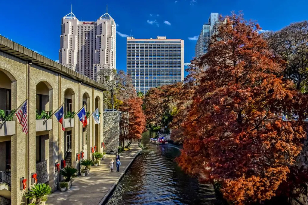 photo 1 of San Antonio Marriott Rivercenter on the River Walk