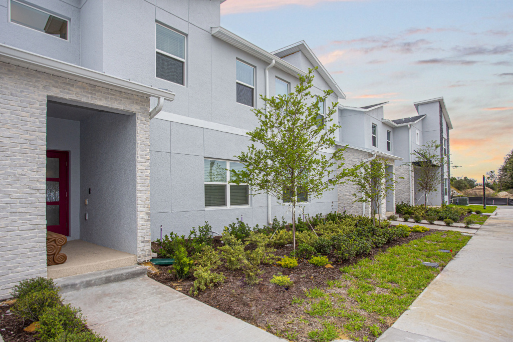 photo 1 of Marvelous 4 Bd w Pool Close to Disney 218