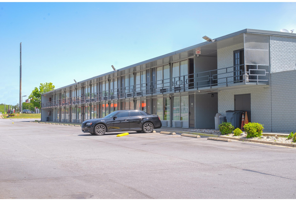 photo 1 of Masters Inn Selma/Smithfield I-95 By OYO