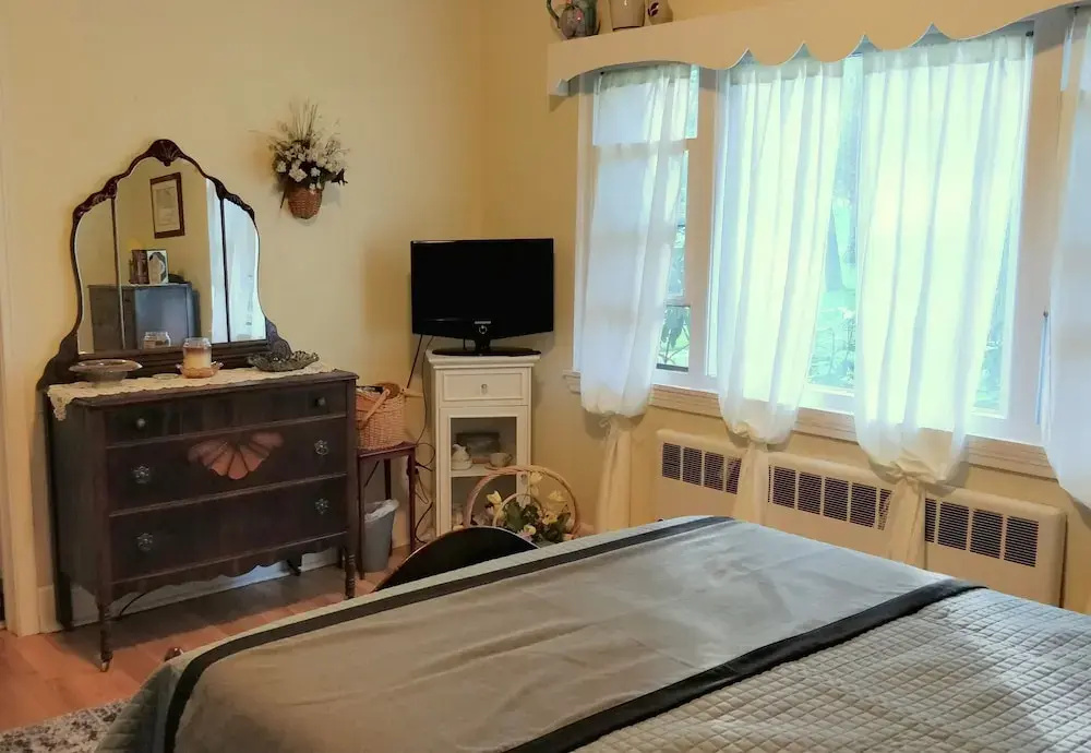 photo 1 of Maurrocks Bed & Breakfast
