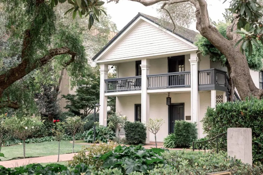 photo 1 of Merritt House Hotel
