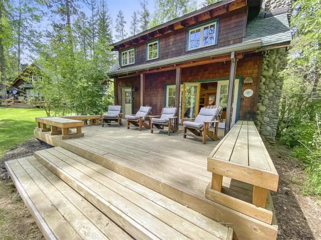 photo 1 of Metolius Cabin 1