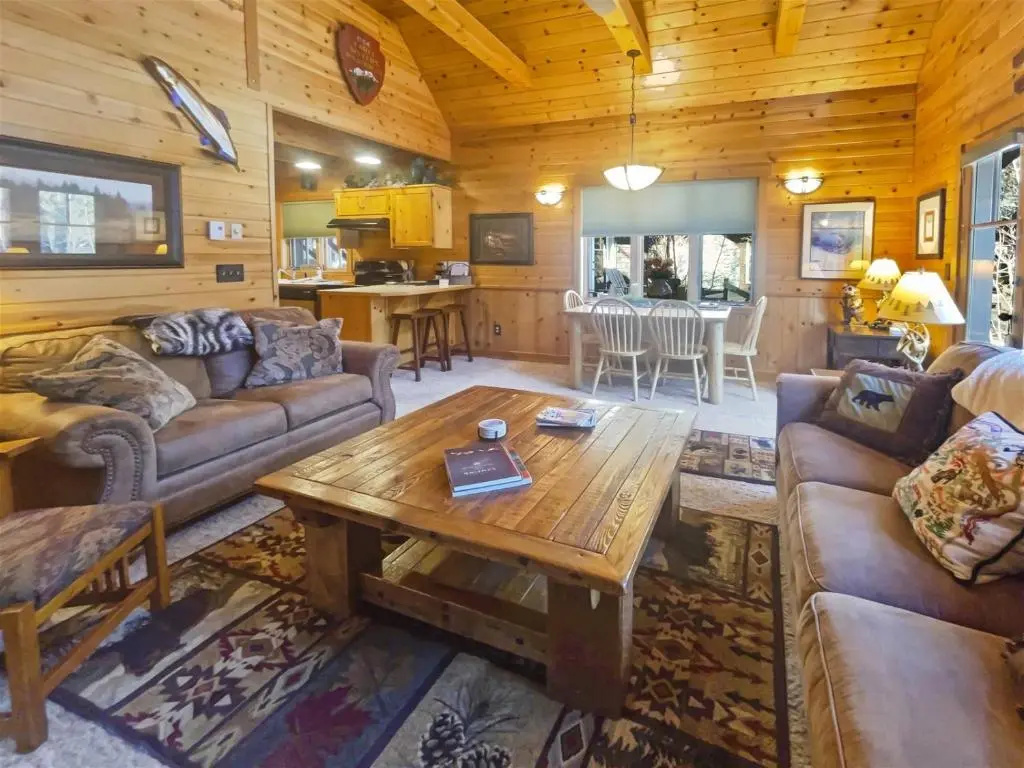 photo 1 of Metolius Cabin 4