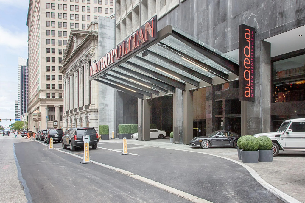 photo 1 of Metropolitan at The 9, Autograph Collection