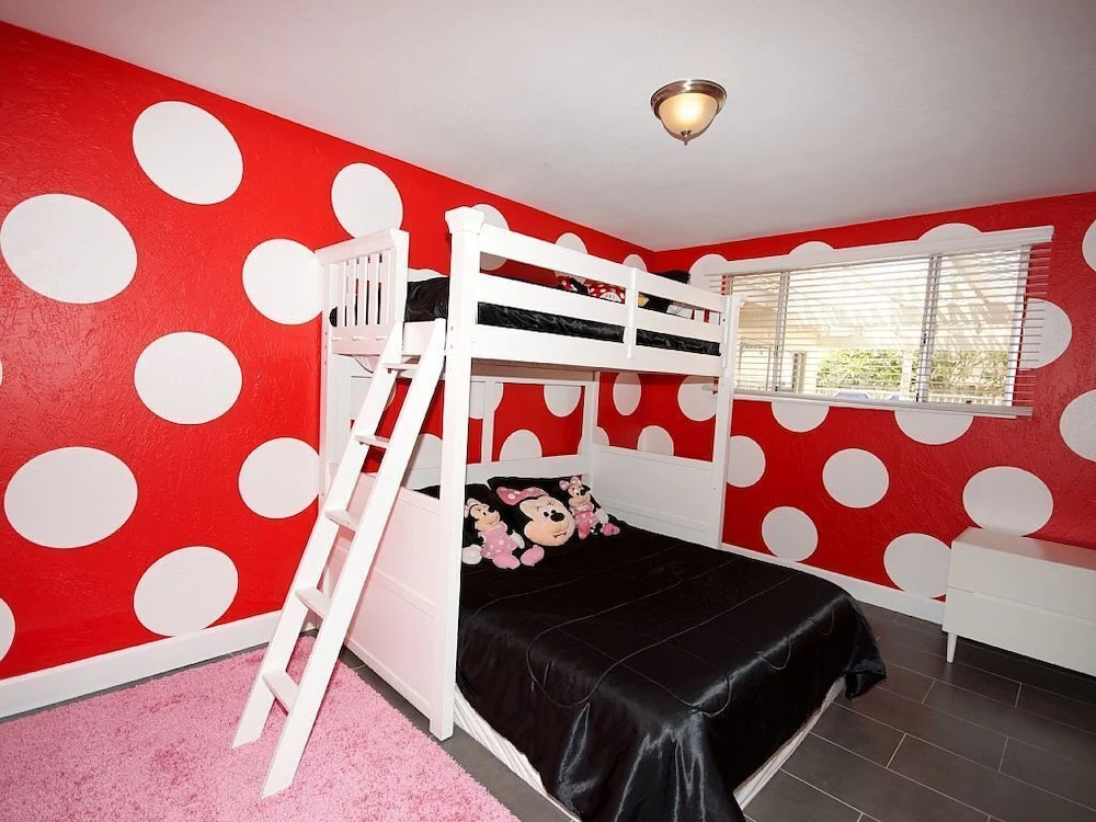 photo 1 of Mickey's House 6 Bedrooms 3 Bathrooms Home