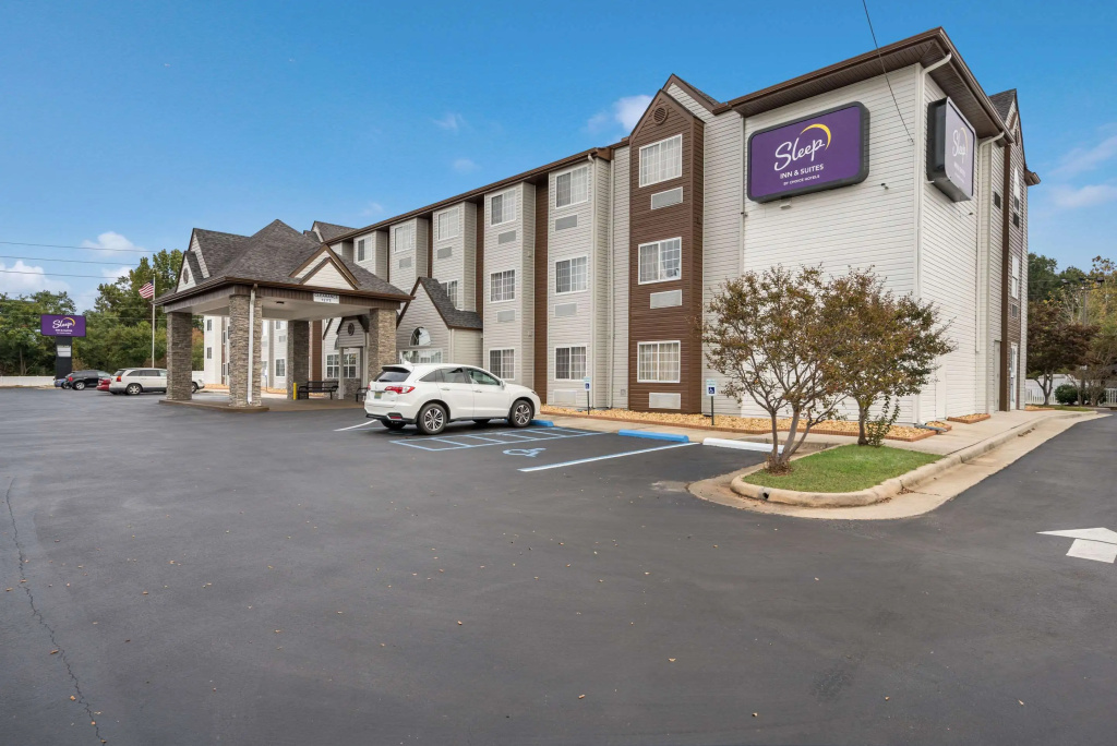 photo 1 of Sleep Inn & Suites Decatur West