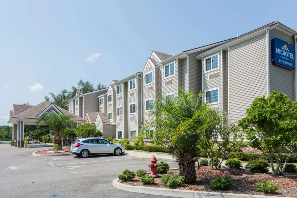 photo 1 of Microtel Inn & Suites by Wyndham Jacksonville Airport