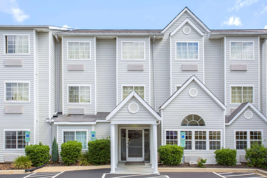 photo 1 of Microtel Inn & Suites by Wyndham Kannapolis/Concord