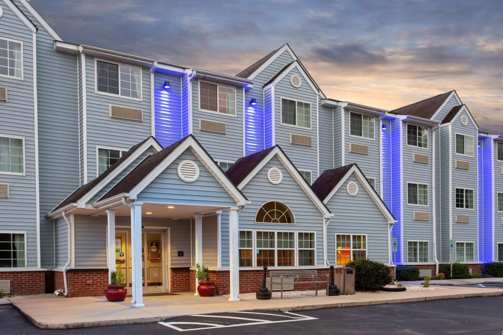 photo 1 of Microtel Inn & Suites by Wyndham Lillington / Campbell Univ