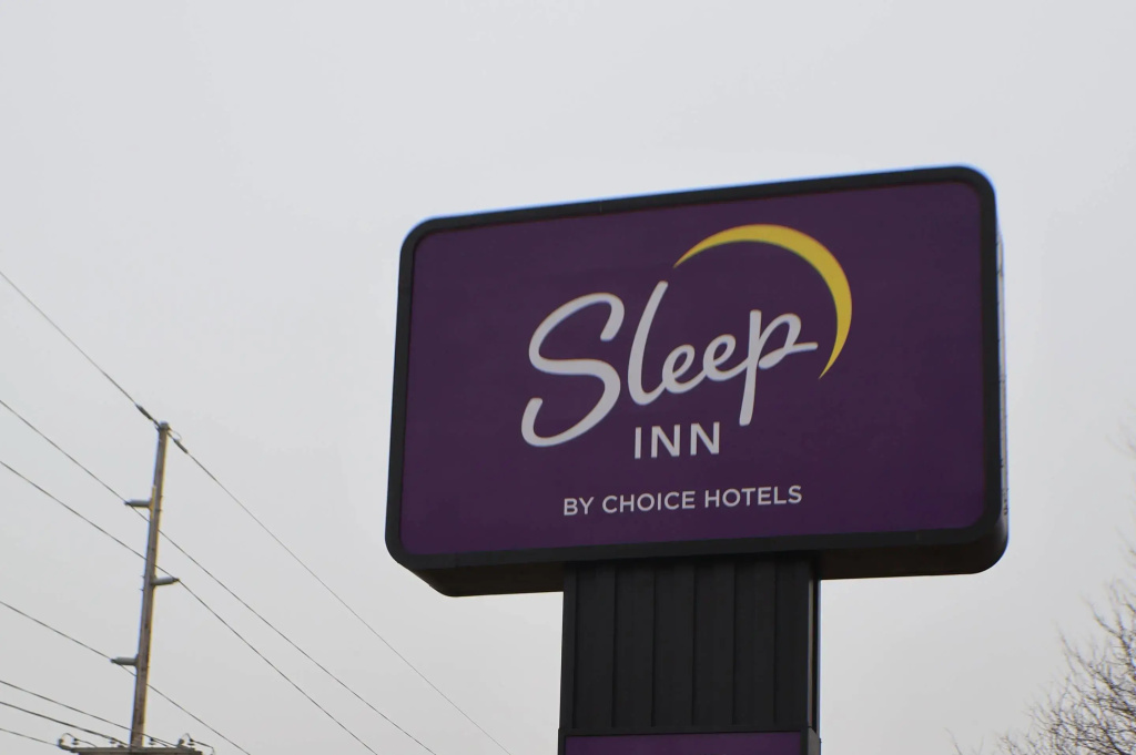 photo 1 of Sleep Inn Marion - Cedar Rapids