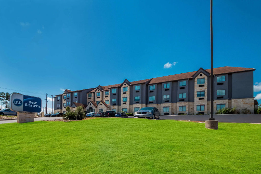 photo 1 of Best Western SeaWorld San Antonio