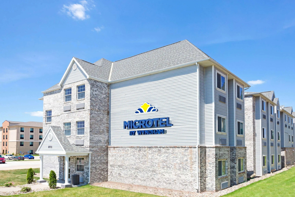photo 1 of Microtel Inn & Suites by Wyndham Urbandale/Des Moines
