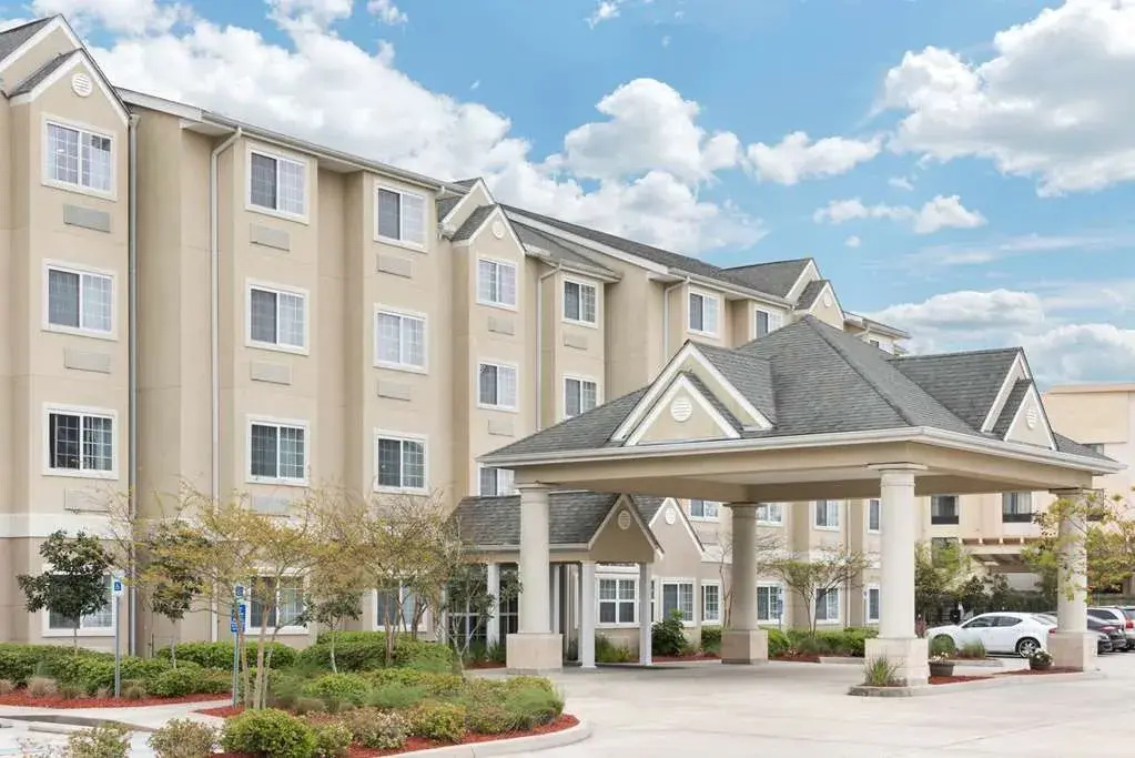photo 1 of Microtel Inn & Suites By Wyndham Baton Rouge Airport