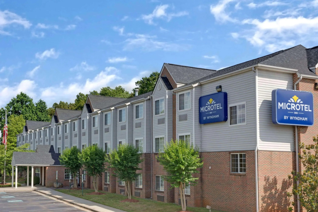 photo 1 of Microtel Inn by Wyndham Charlotte/University Place