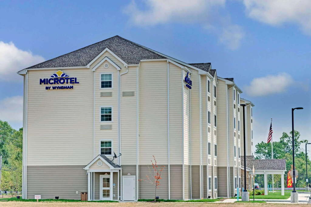photo 1 of Microtel Inn & Suites By Wyndham Philadelphia Airport Ridley