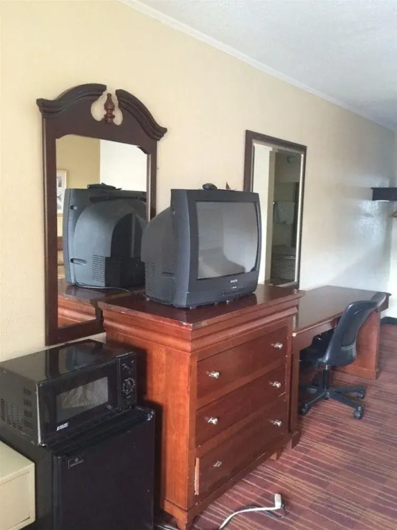 photo 1 of Americas Best Value Inn Richmond VA Midlothian Turnpike