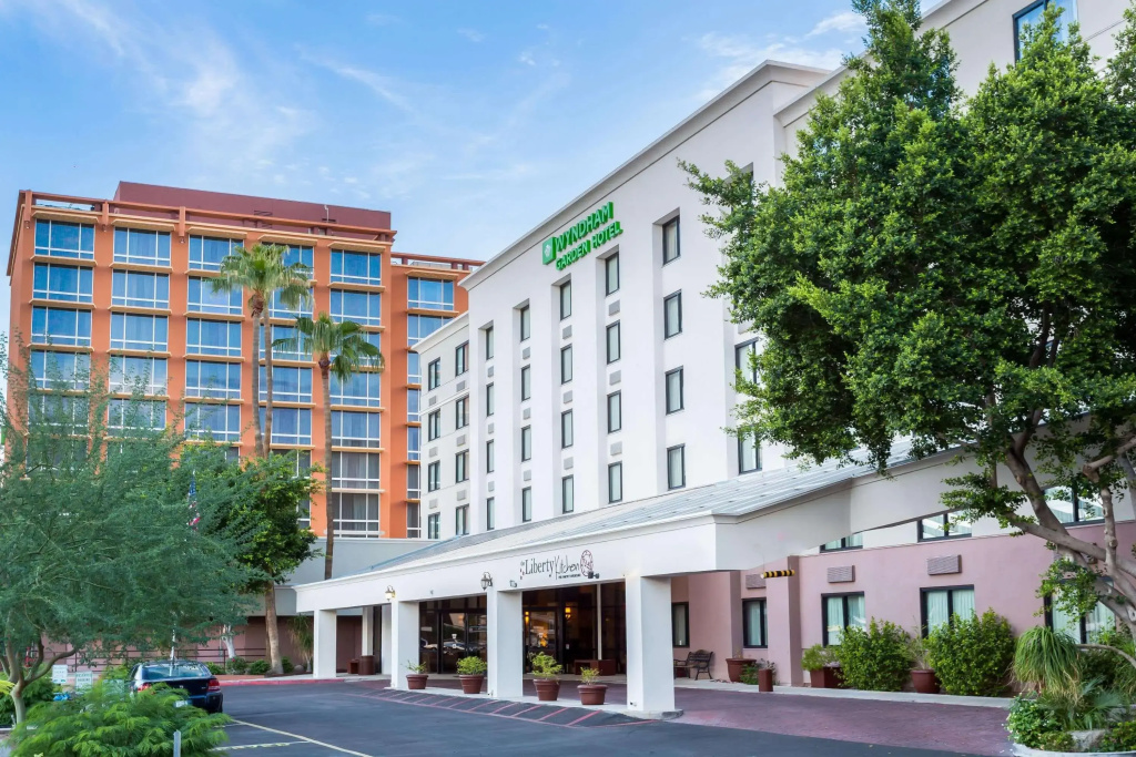 photo 1 of Wyndham Garden Phoenix Midtown