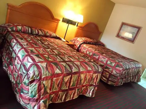 photo 1 of Midtown Inn